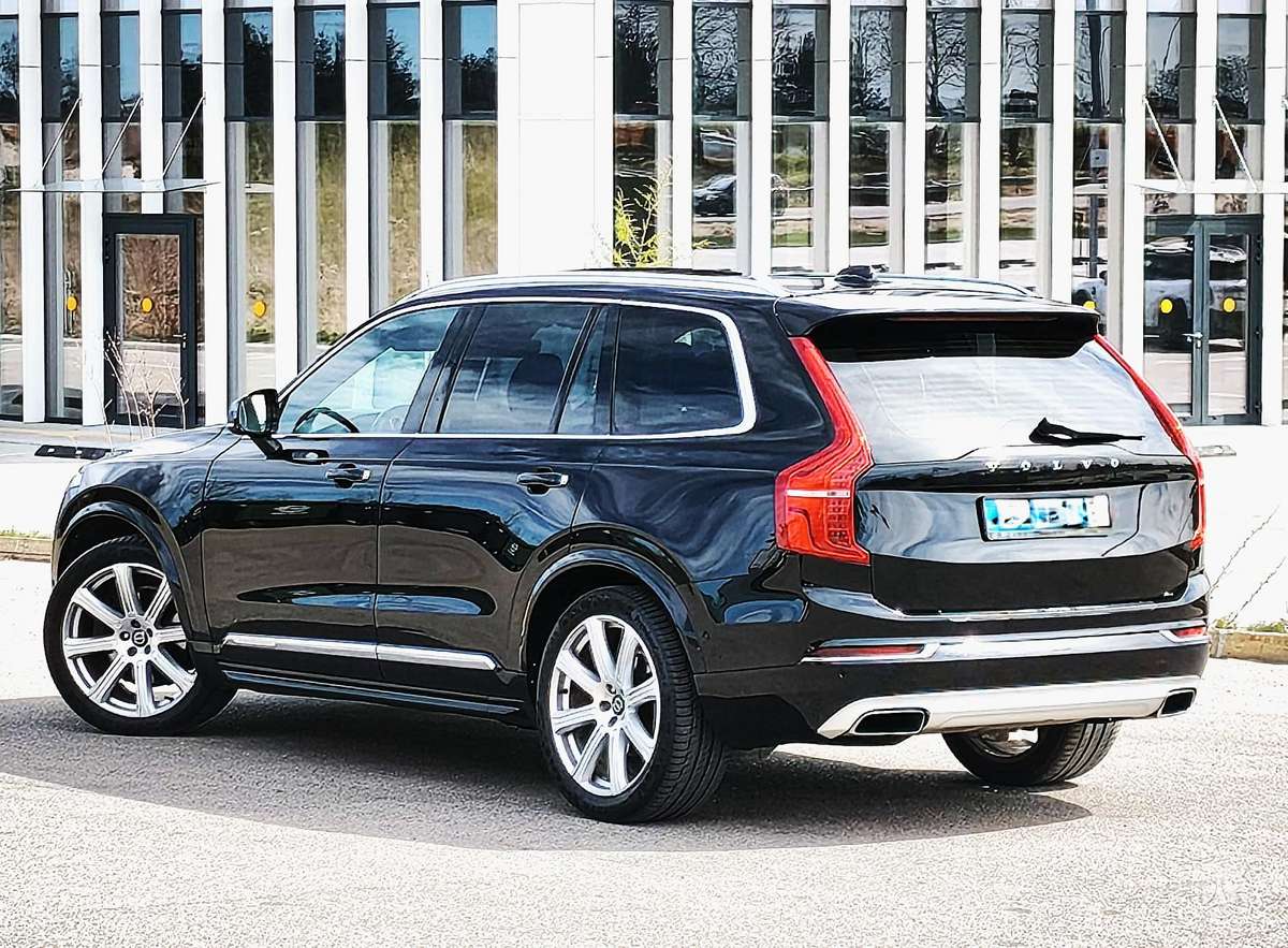 Volvo XC90 - 12
