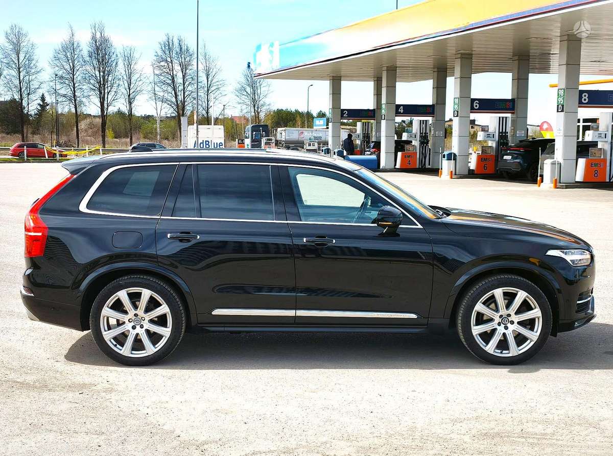 Volvo XC90 - 7