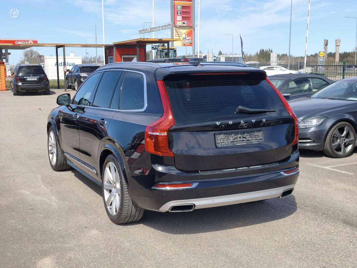 Volvo XC90 - 5
