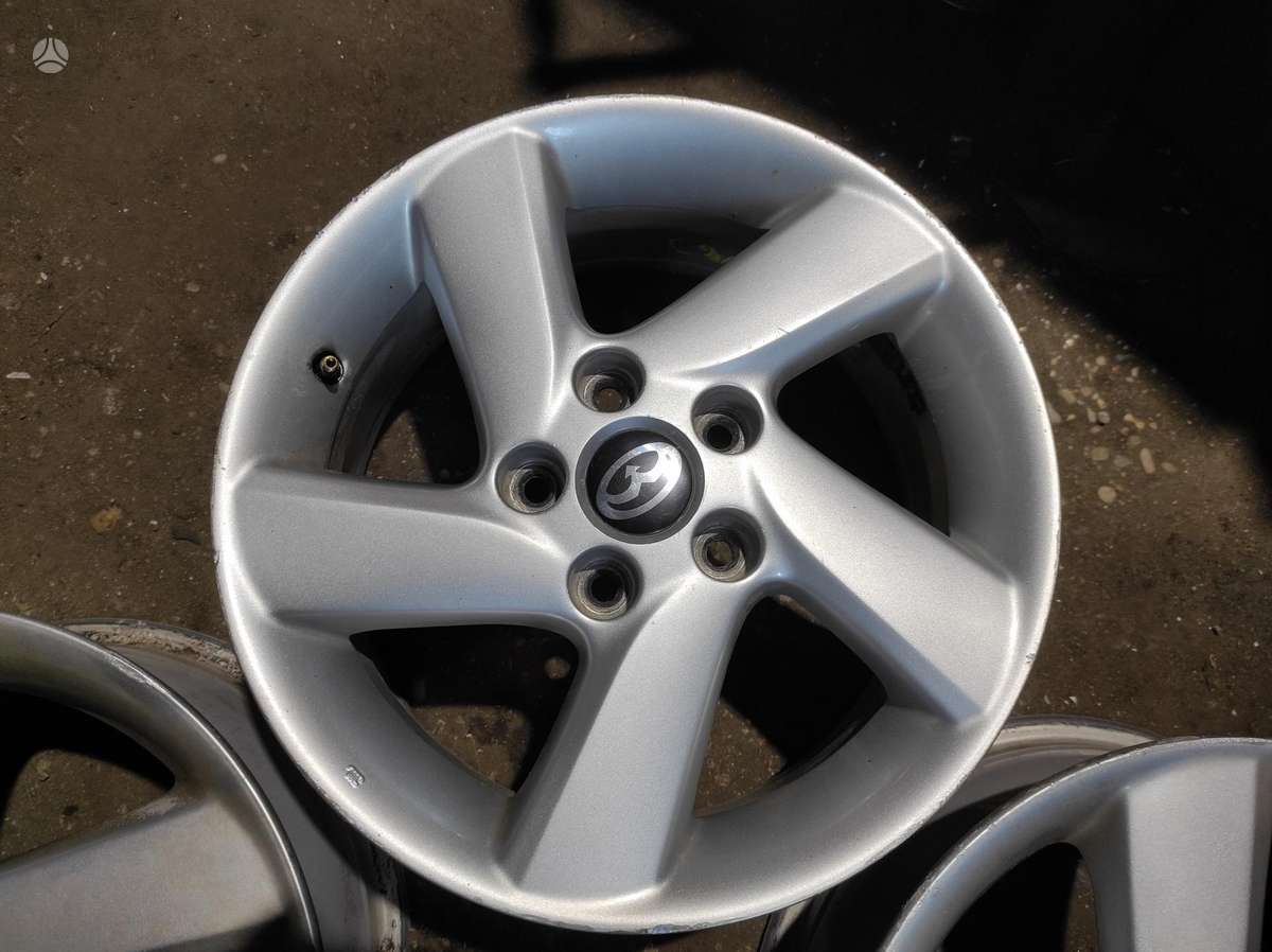 Mazda, lengvojo lydinio, R16