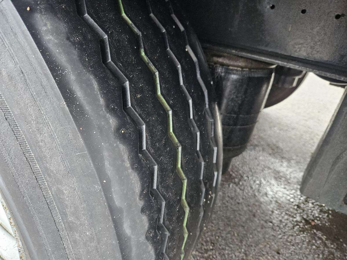 Krone SD, bortinės su tentu
