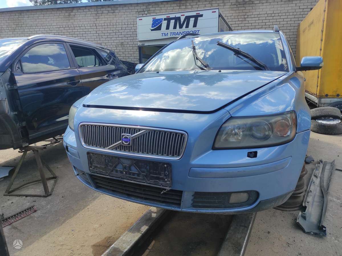 Volvo V50