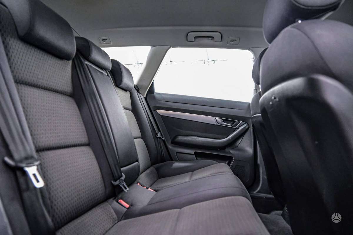 Audi A6, 3.0 l., universalas