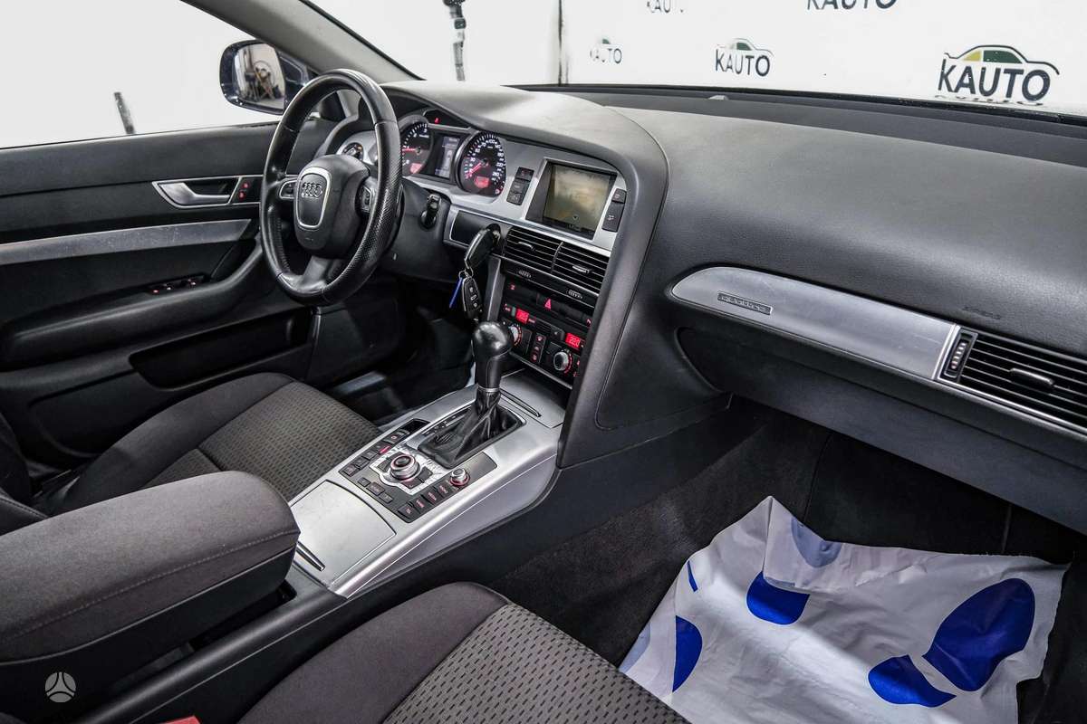 Audi A6, 3.0 l., universalas
