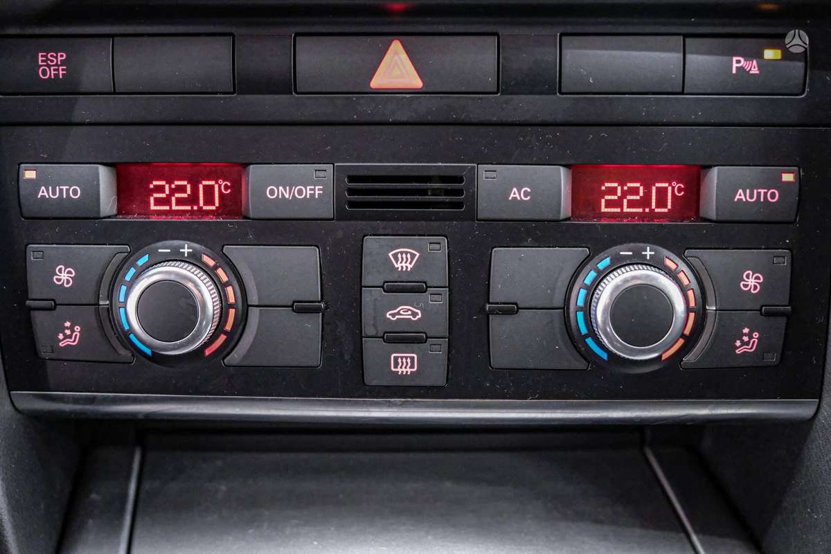 Audi A6, 3.0 l., universalas