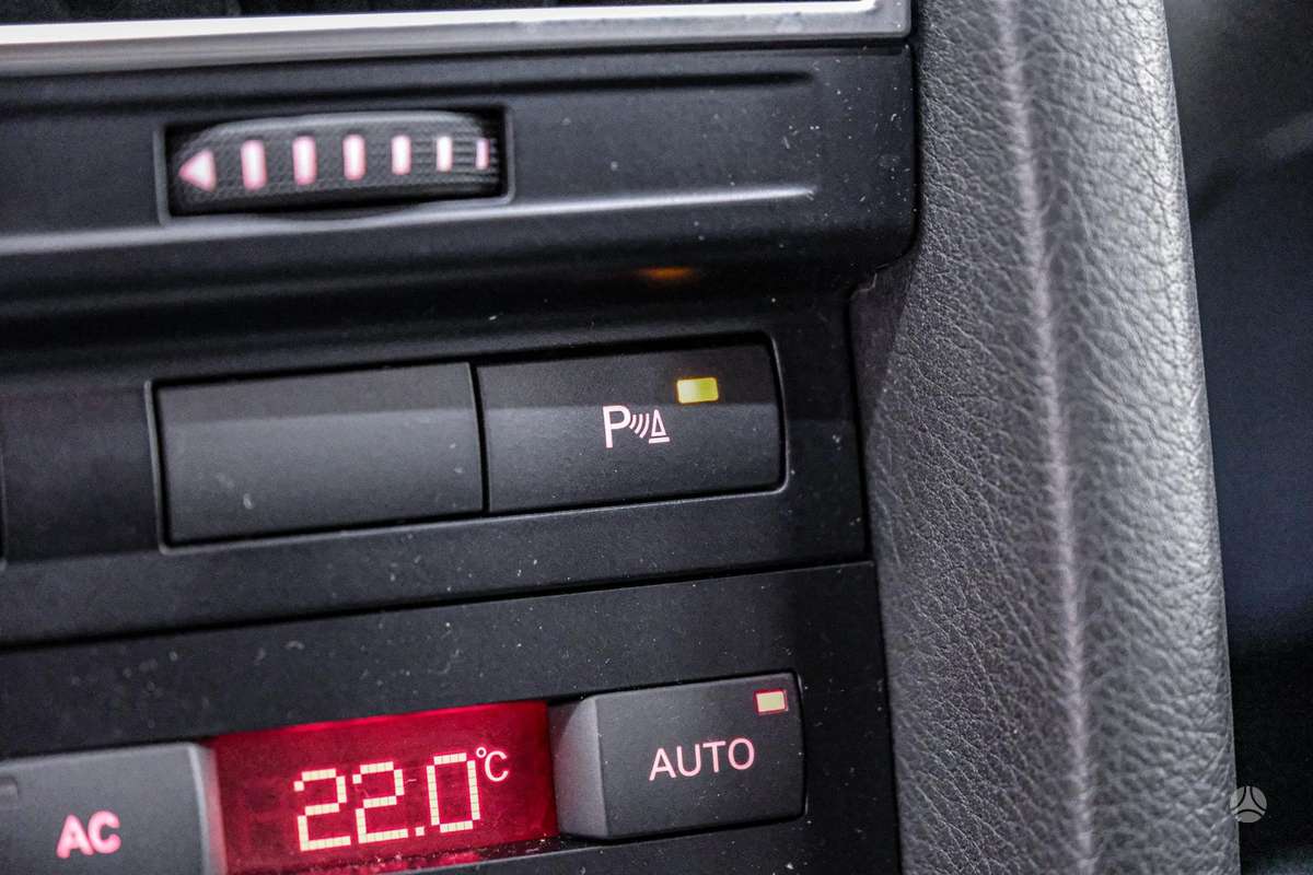 Audi A6, 3.0 l., universalas