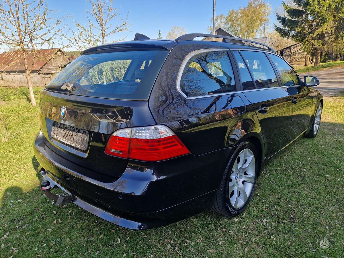 BMW 520, 2.0 l., Универсал