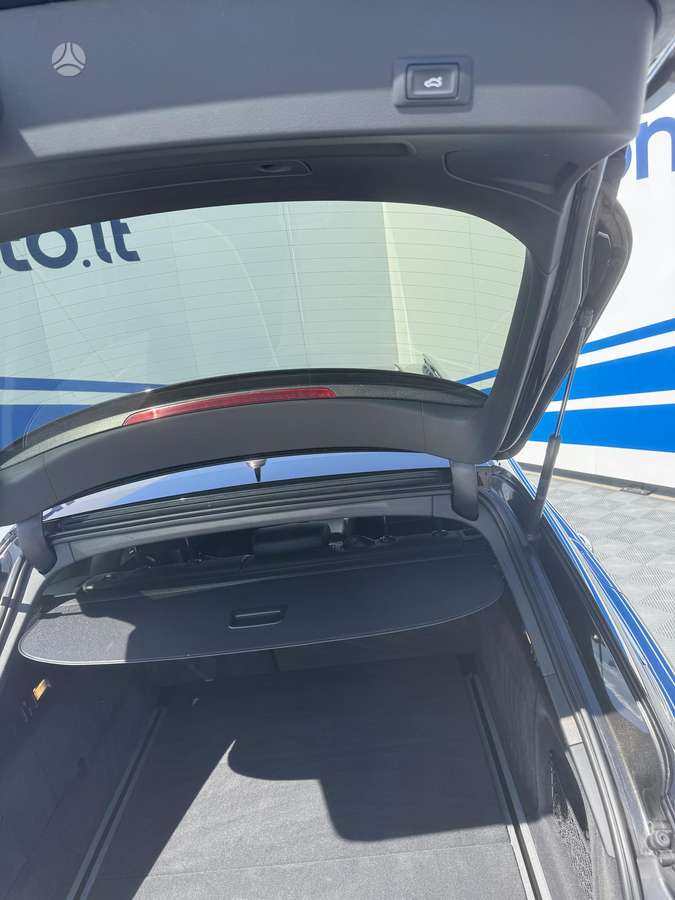 Audi A6 allroad, 3.0 l., Универсал