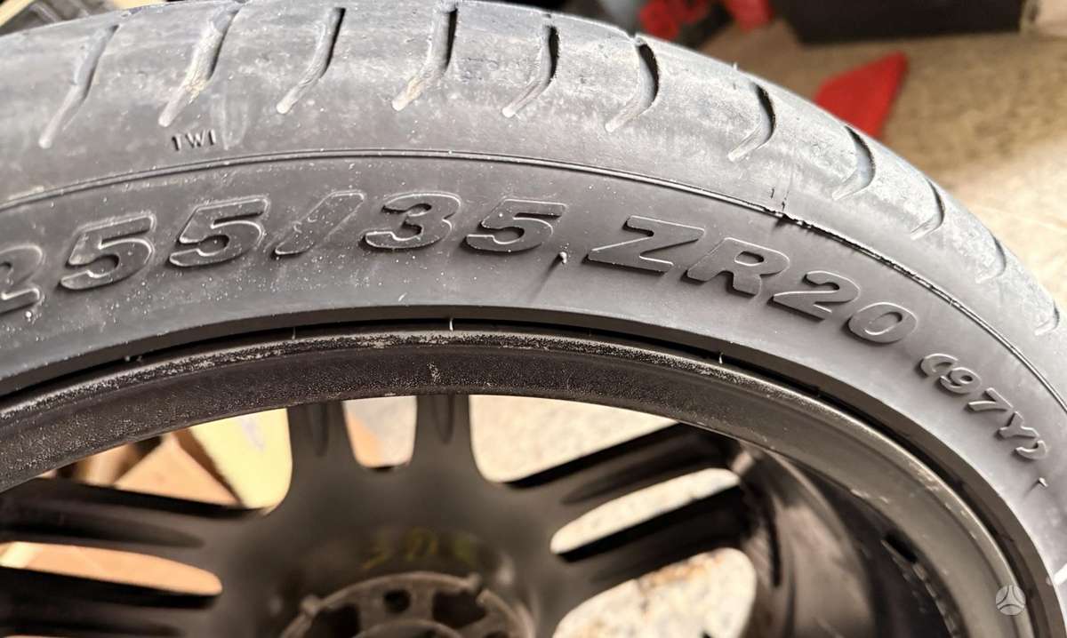 Pirelli, летние 255/35 R20