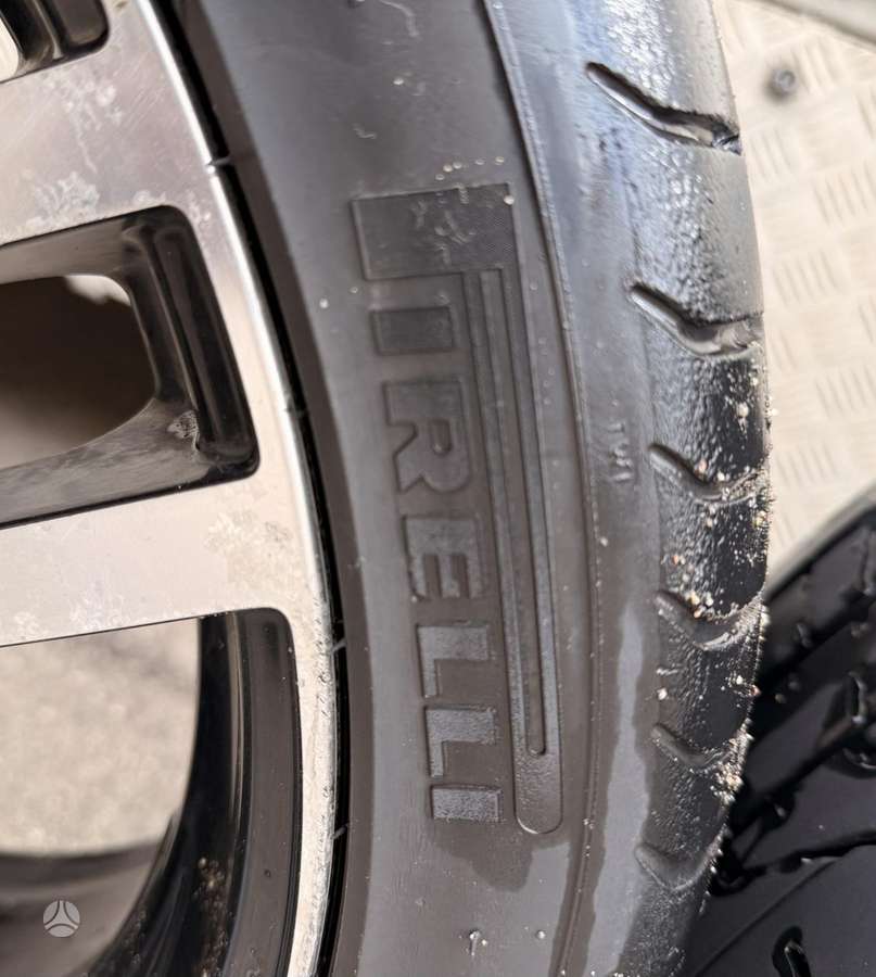 Pirelli, summer 255/35 R20
