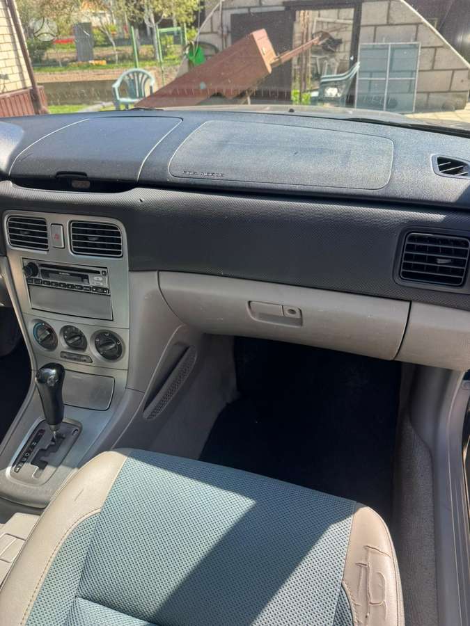 Subaru Forester, 2.5 l., hatchback