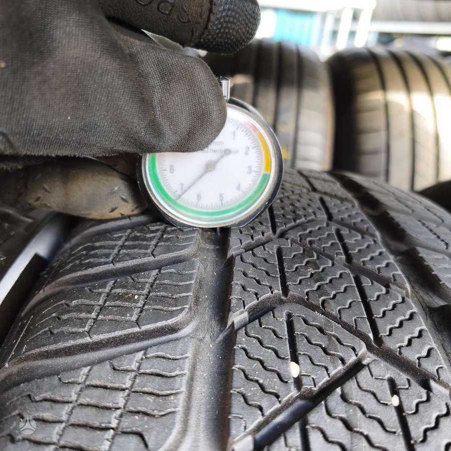 Pirelli Sottozero 3, winter 215/50 R18