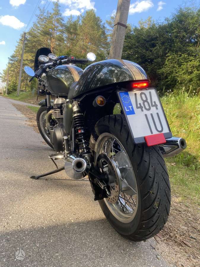 Triumph Thruxton 865cc, street / classic