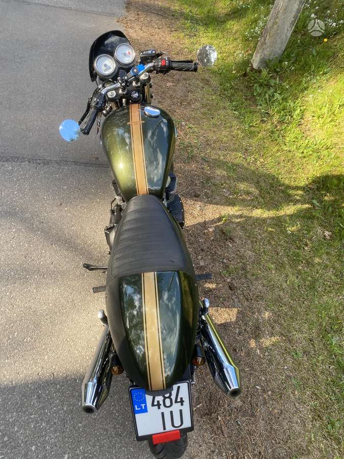 Triumph Thruxton 865cc, street / classic