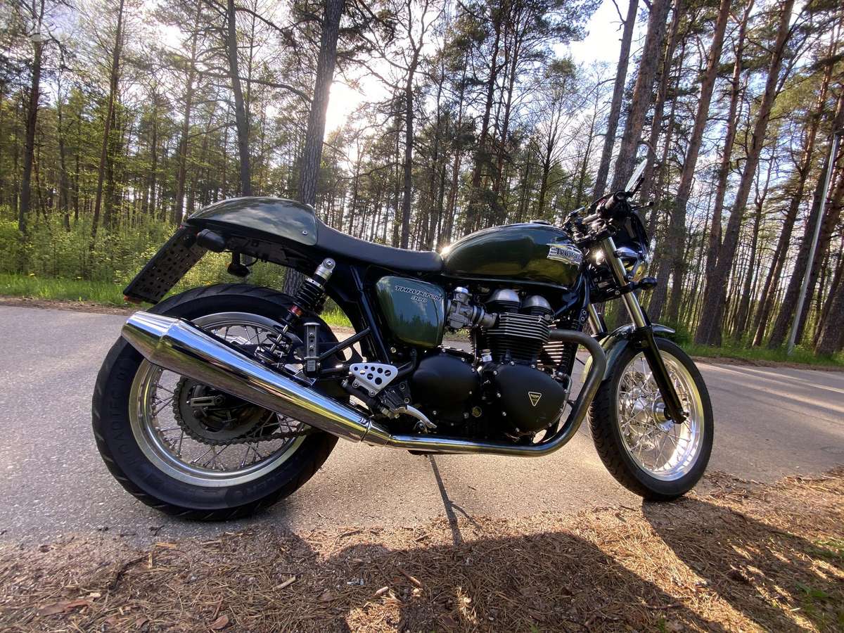 Triumph Thruxton 865cc, street / classic