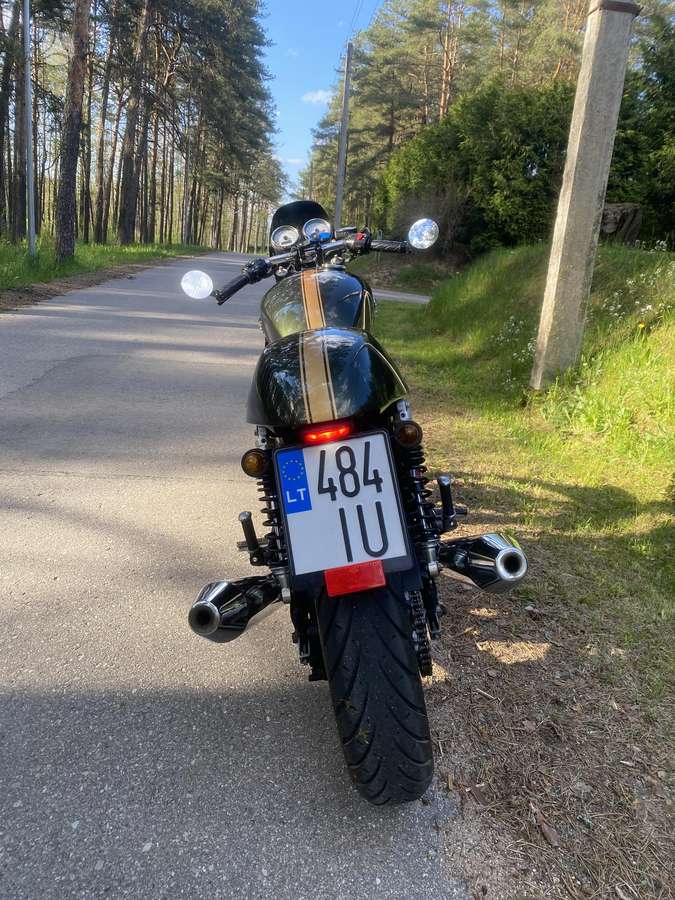 Triumph Thruxton 865cc, street / classic