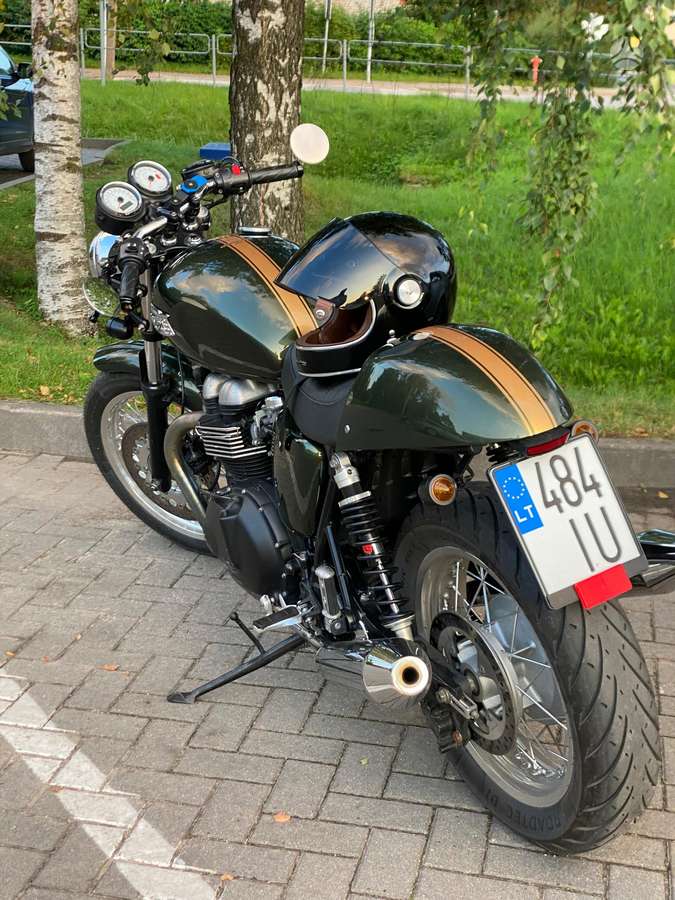 Triumph Thruxton 865cc, street / classic