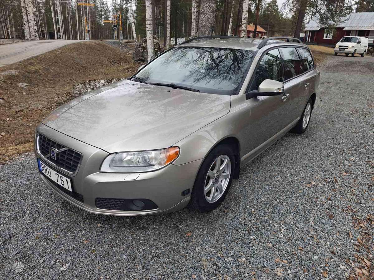 Volvo V70, 2.0 l., Универсал