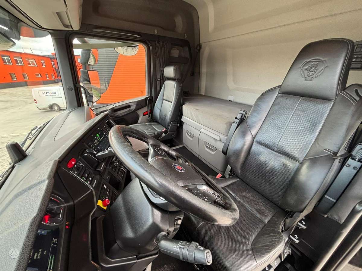 Scania R 650 6x4, самосвалы
