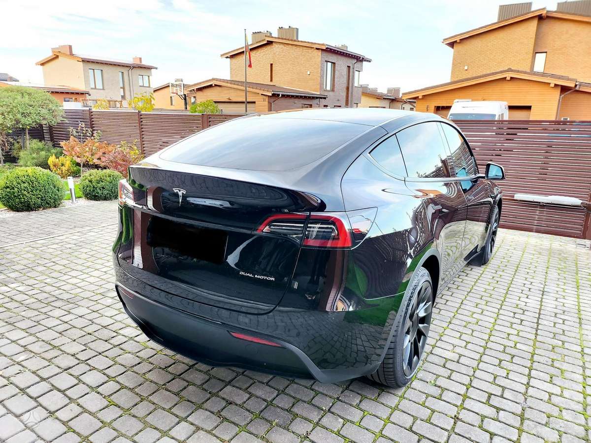 Tesla Model Y, 77 kWh, visureigis / krosoveris