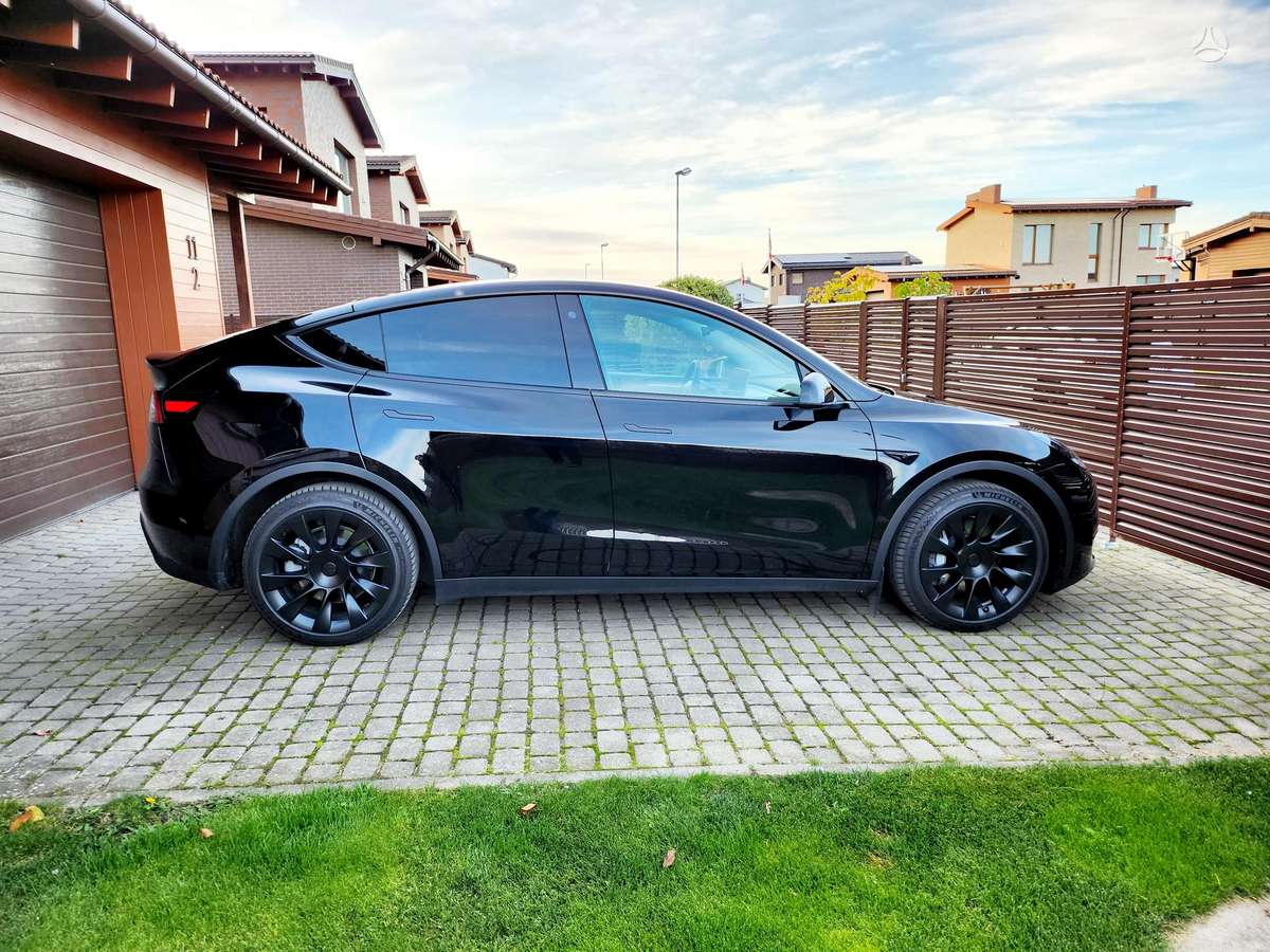 Tesla Model Y, 77 kWh, visureigis / krosoveris