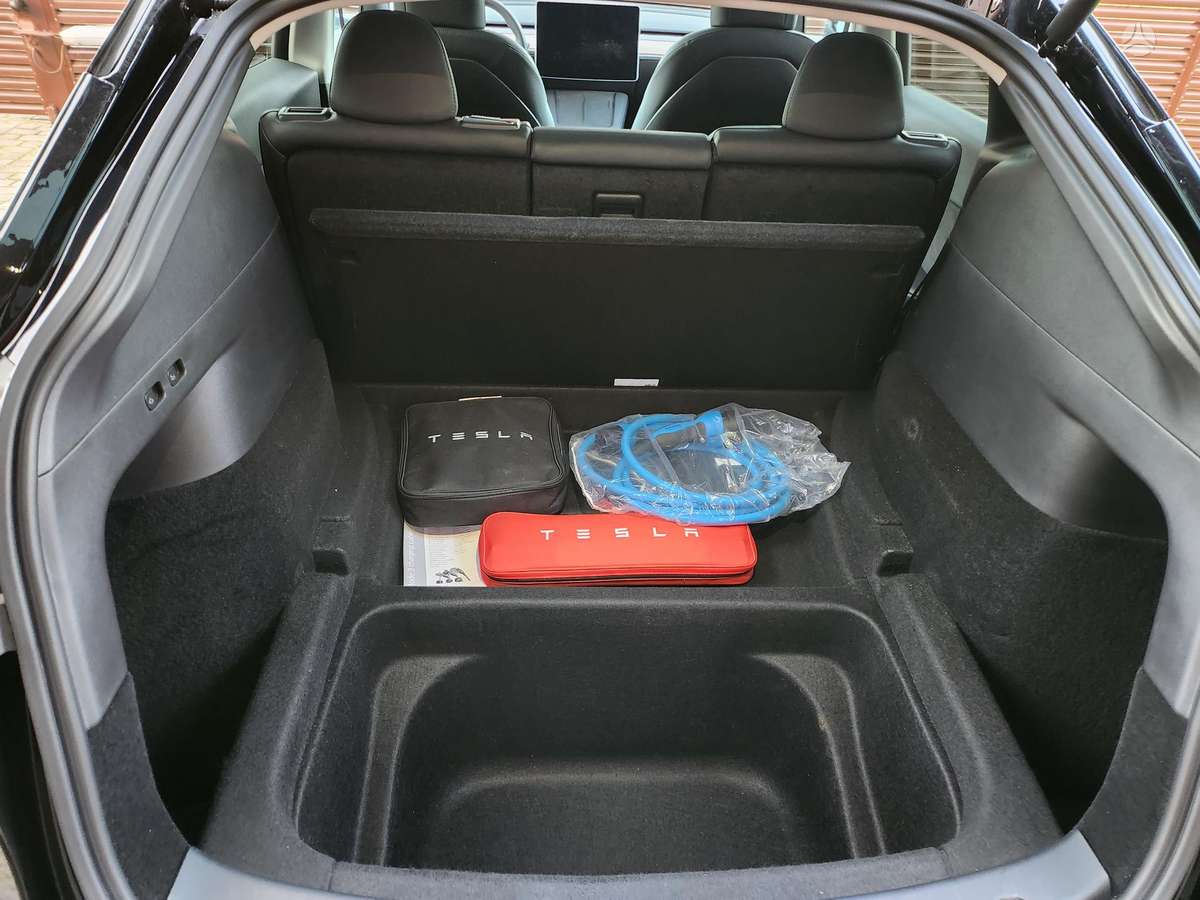 Tesla Model Y, 77 kWh, visureigis / krosoveris