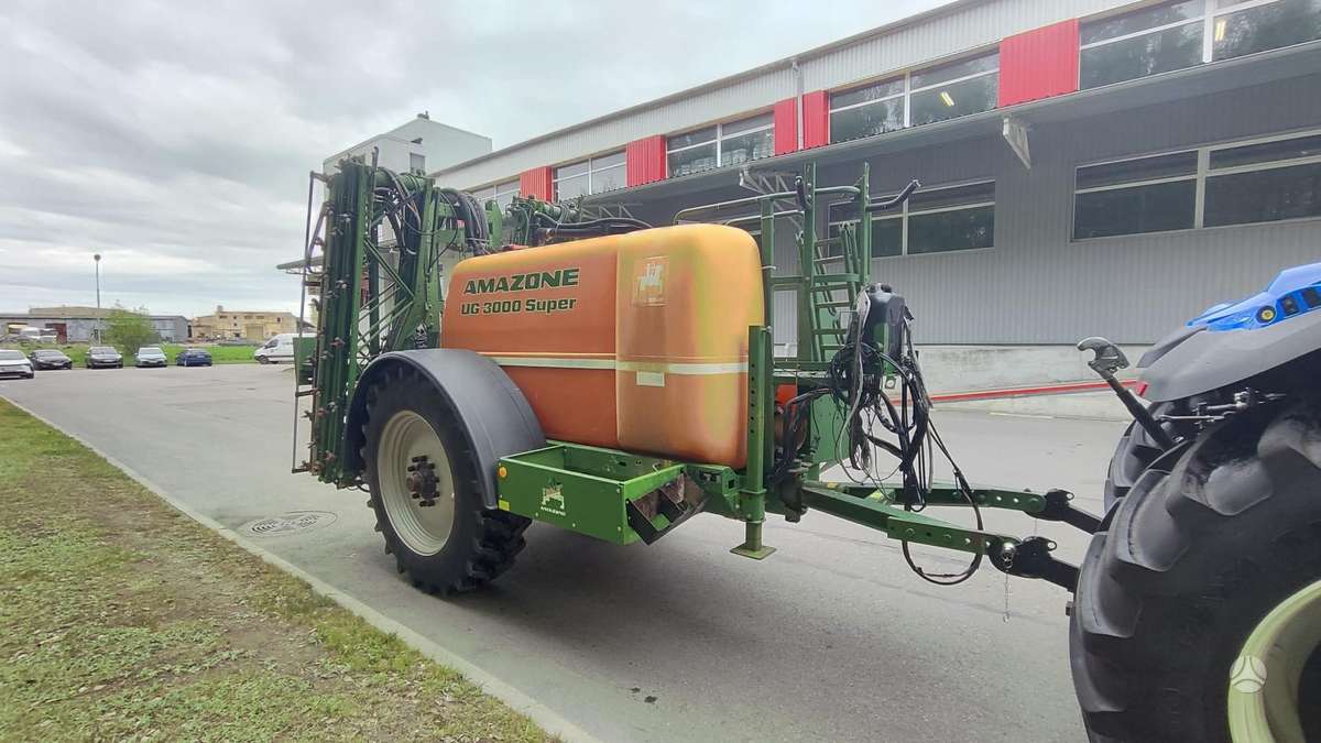Amazone UG 3000, sprayers
