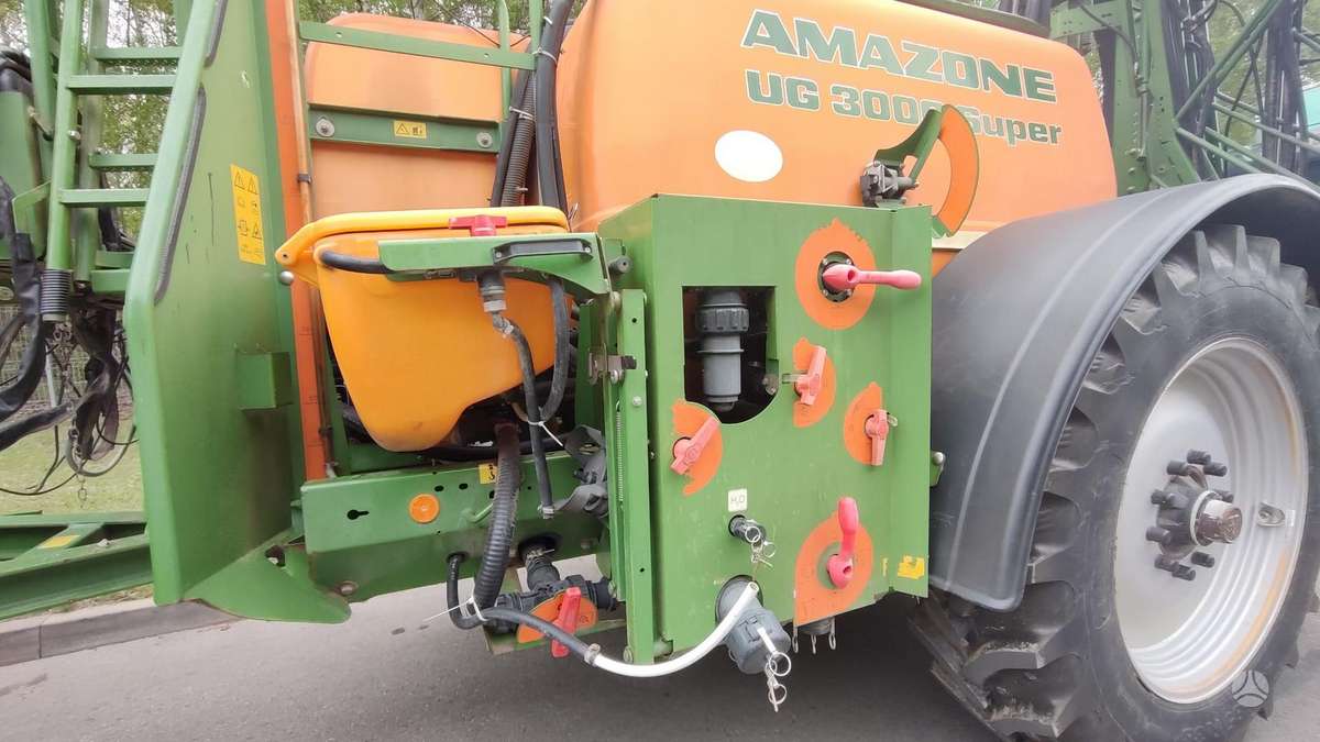 Amazone UG 3000, разбрызгиватели