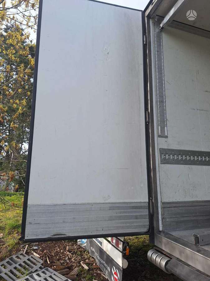 Krone SDR 27 Doppelstock, refrigerated