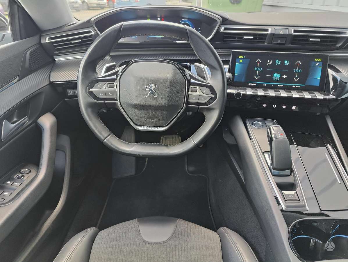Peugeot 508 - 8