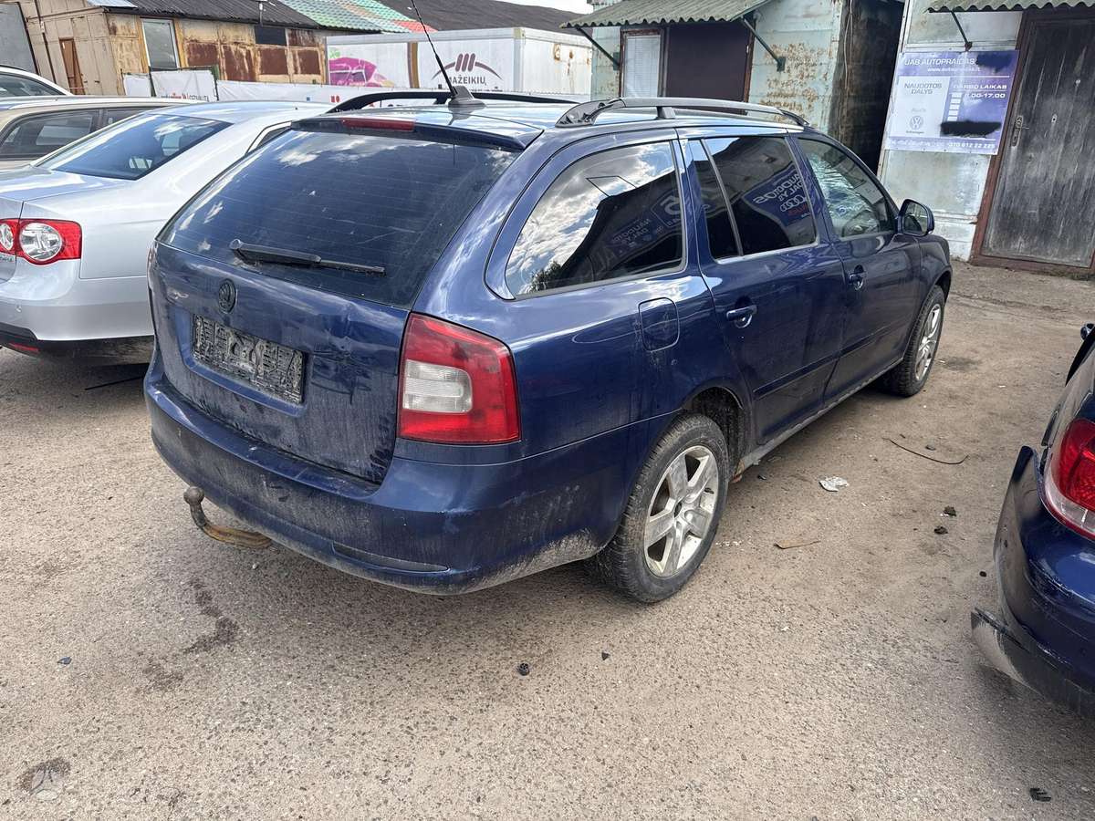 Skoda Octavia Minsko pl 33a 5 angaras variklis bls