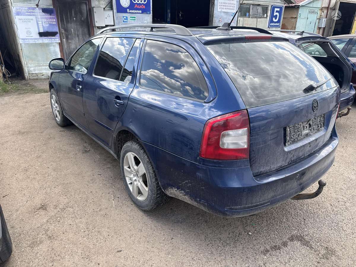Skoda Octavia Minsko pl 33a 5 angaras variklis bls