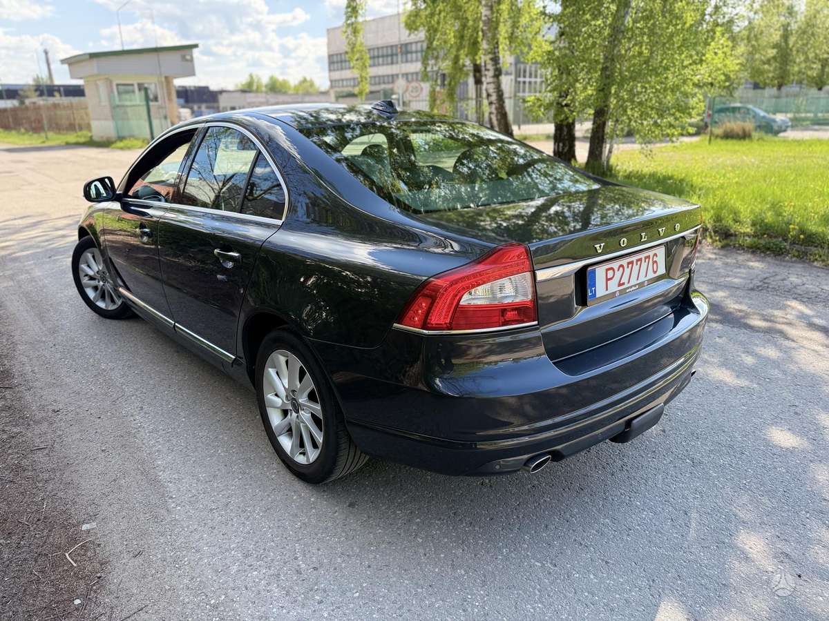 Volvo S80, 2.0 l., Седан