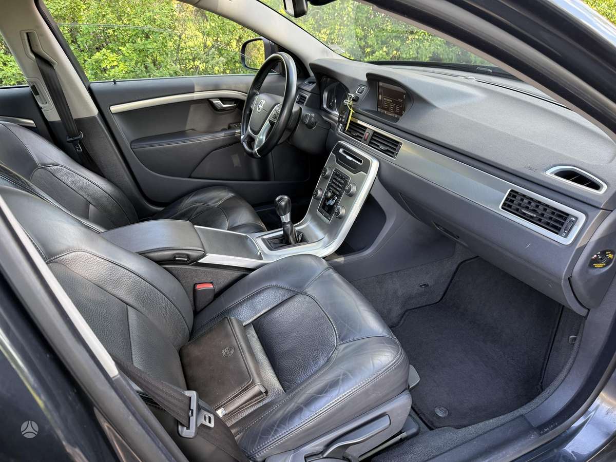 Volvo S80, 2.0 l., Седан