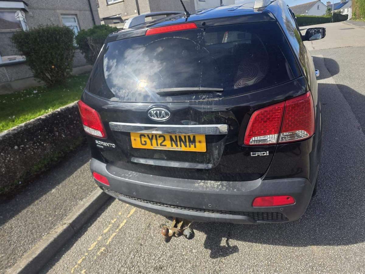 Kia Sorento for parts
