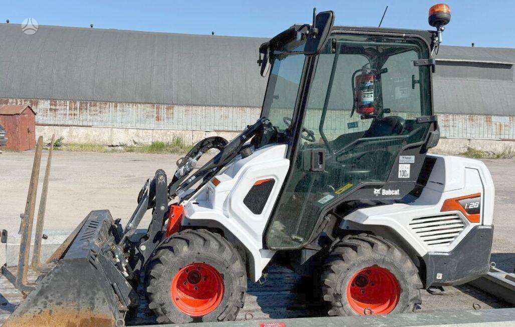 Bobcat L28 4x4 bucket+ forks, frontal loader