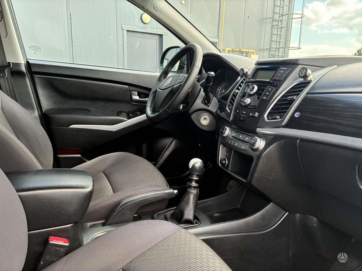 SsangYong Korando - 11