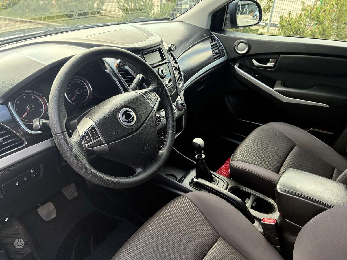 SsangYong Korando - 12