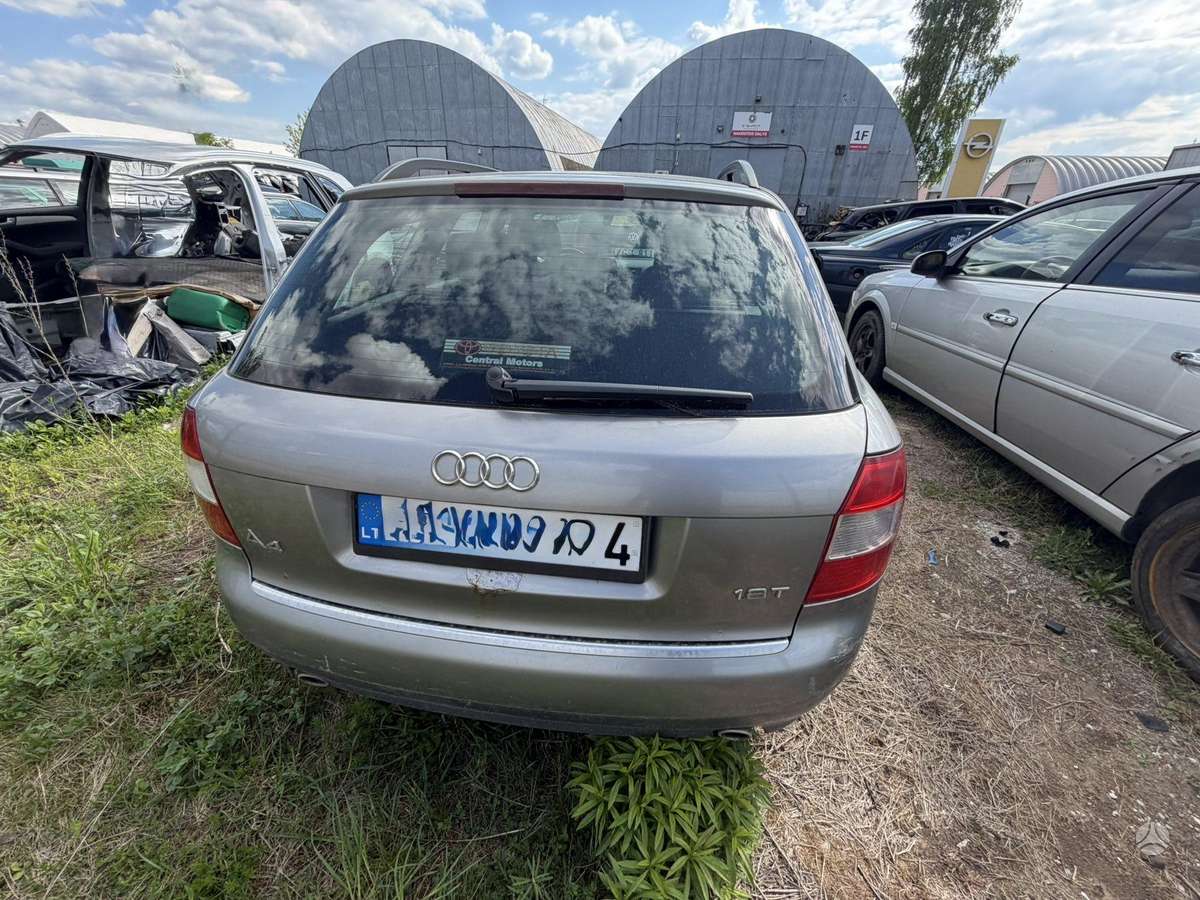 Audi A4, BFB/GEB/Y7Q