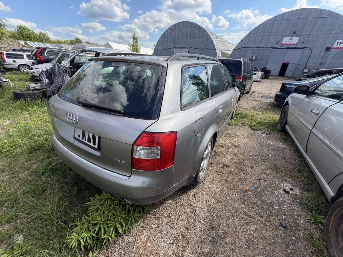 Audi A4, BFB/GEB/Y7Q
