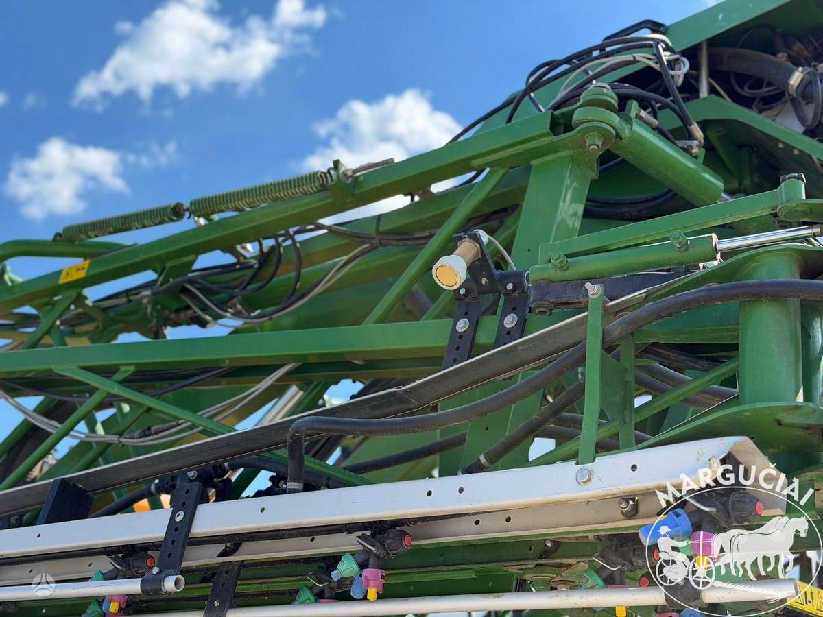 Amazone UX 4200, 4200 ltr, 24 m, sprayers