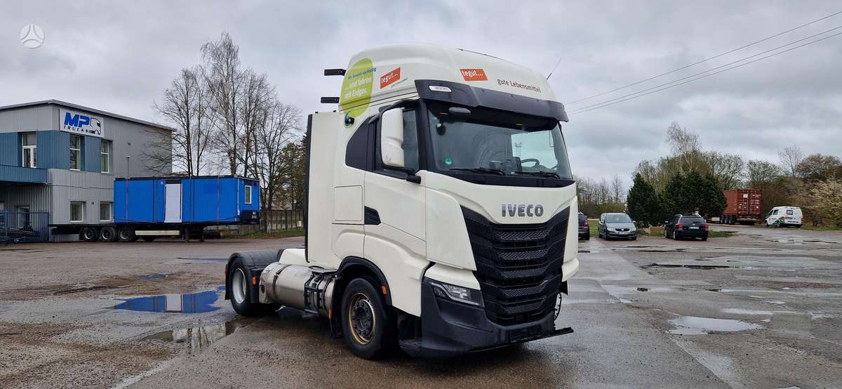 Iveco S-WAY, semi-trailer trucks