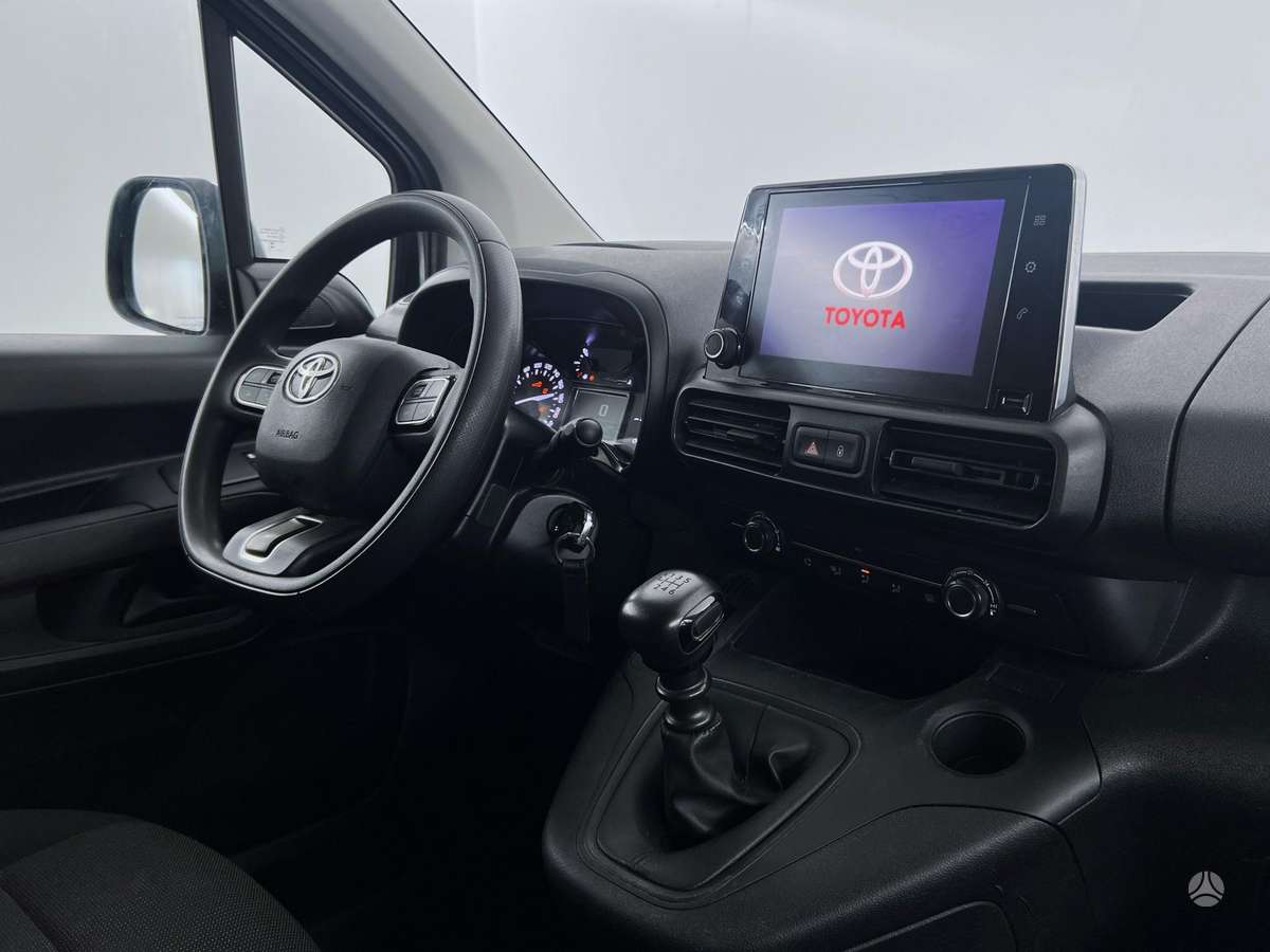 Toyota Proace City - 8