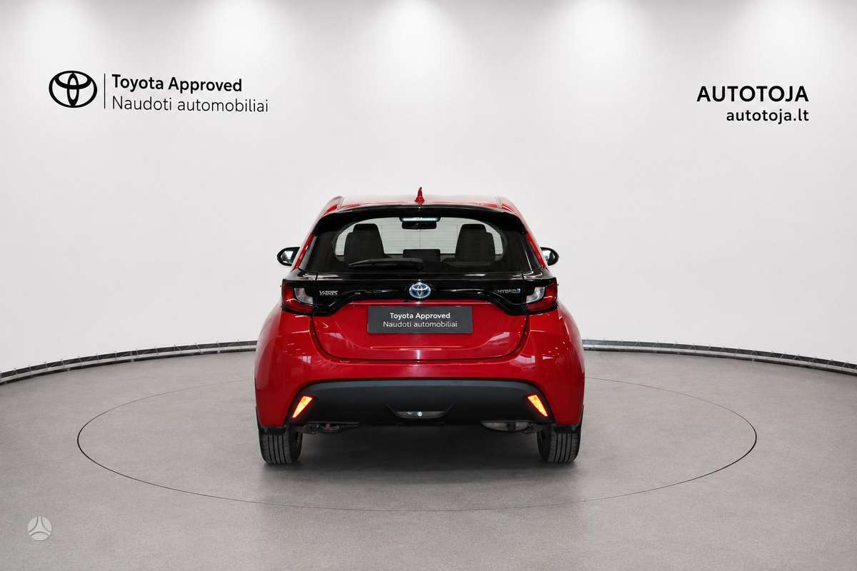 Toyota Yaris - 4