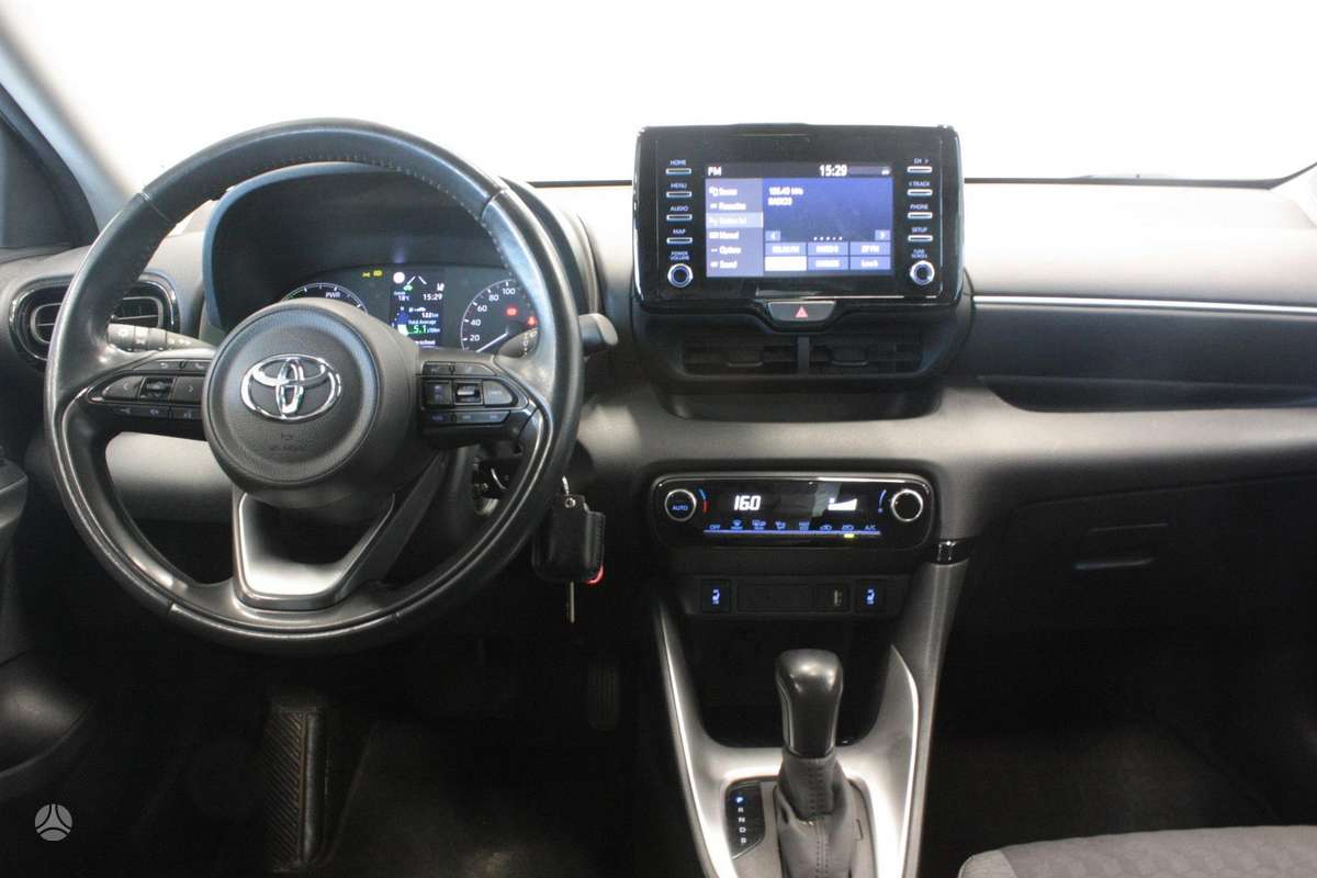 Toyota Yaris - 8