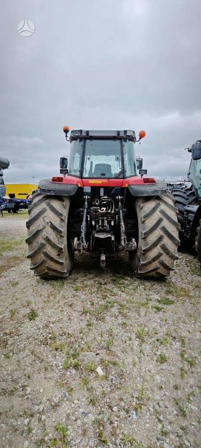Massey Ferguson MF8228, traktoriai