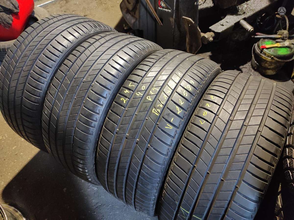 Goodyear, летние 245/40 R19