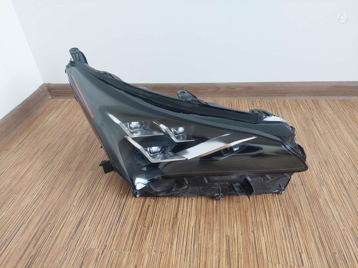 Lexus NX klasė body parts