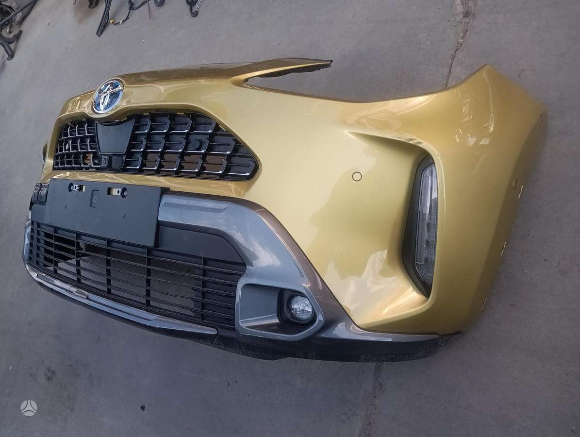 Toyota Yaris Cross kėbulo dalys