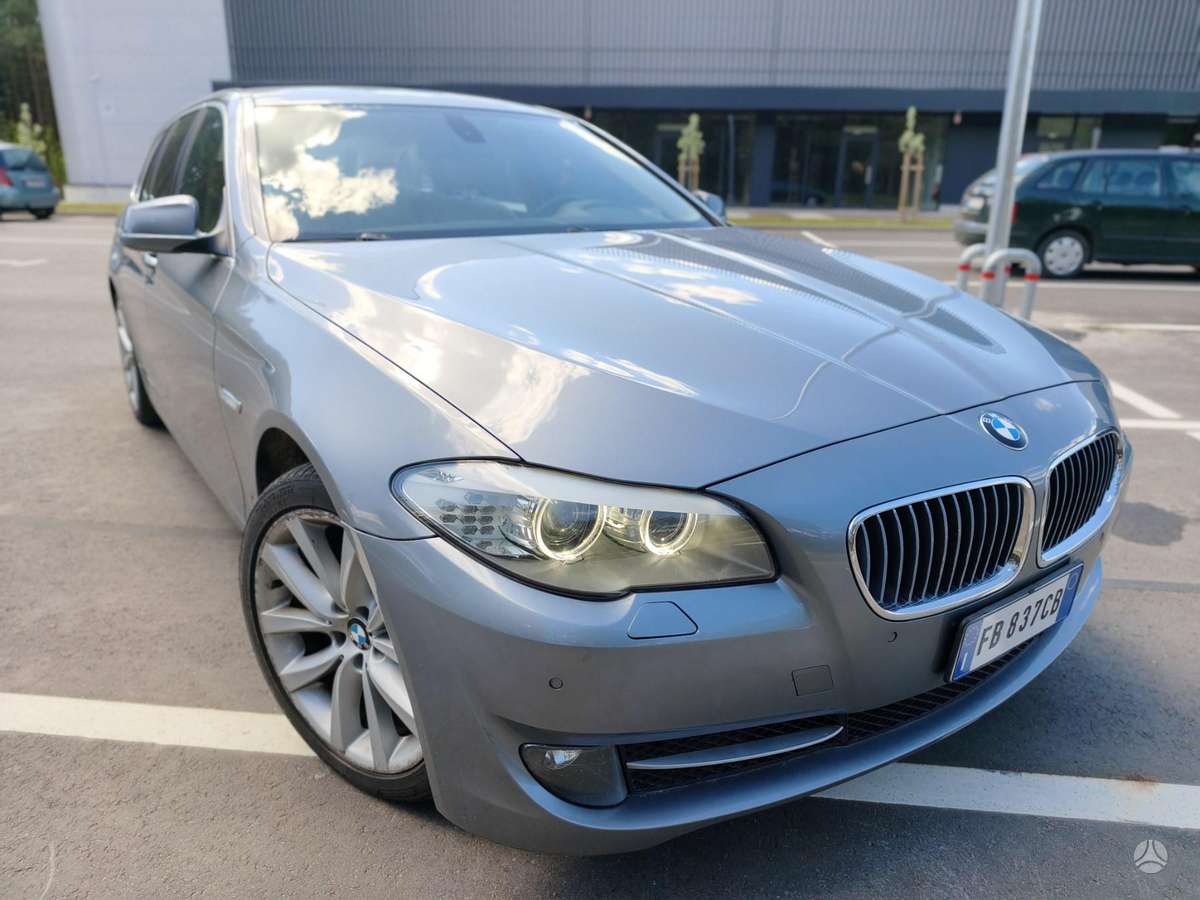BMW 520, 2.0 l., universalas